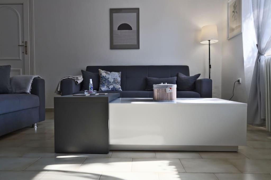 κοντά στην παραλιακή Apartment *